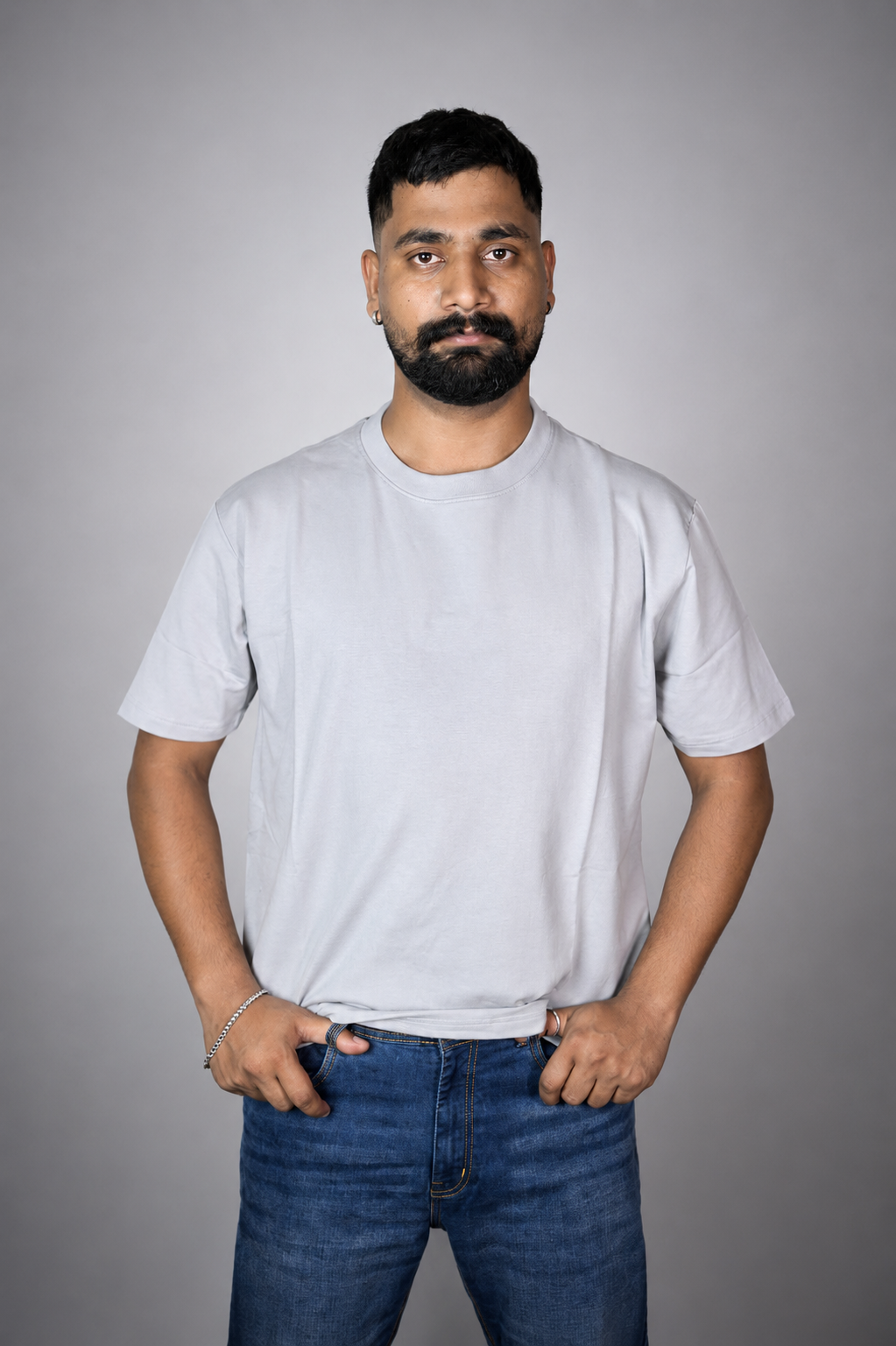Gray Plain RN T-Shirt product photo 5