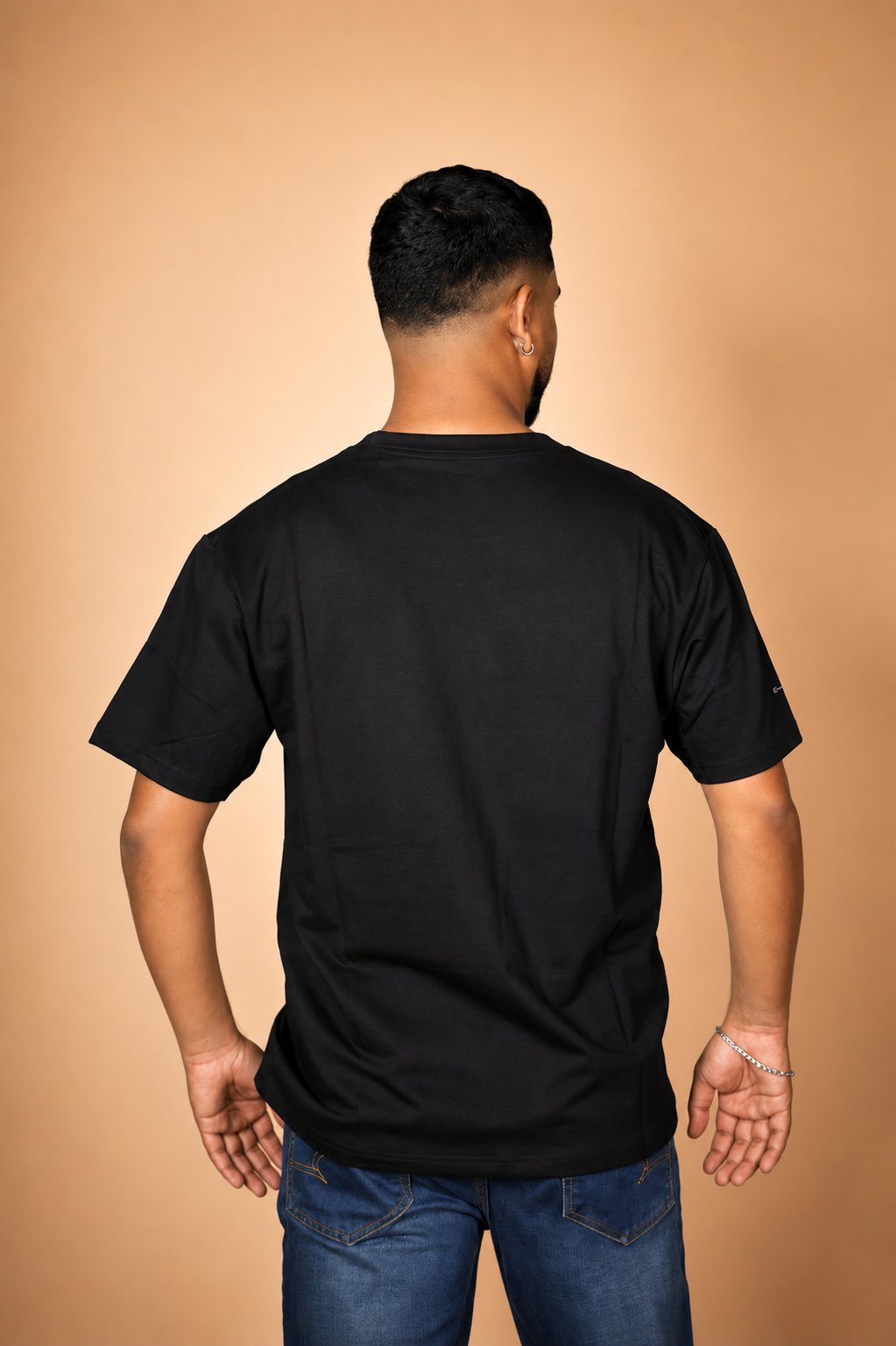 Black 2 RN T-Shirt product photo 3